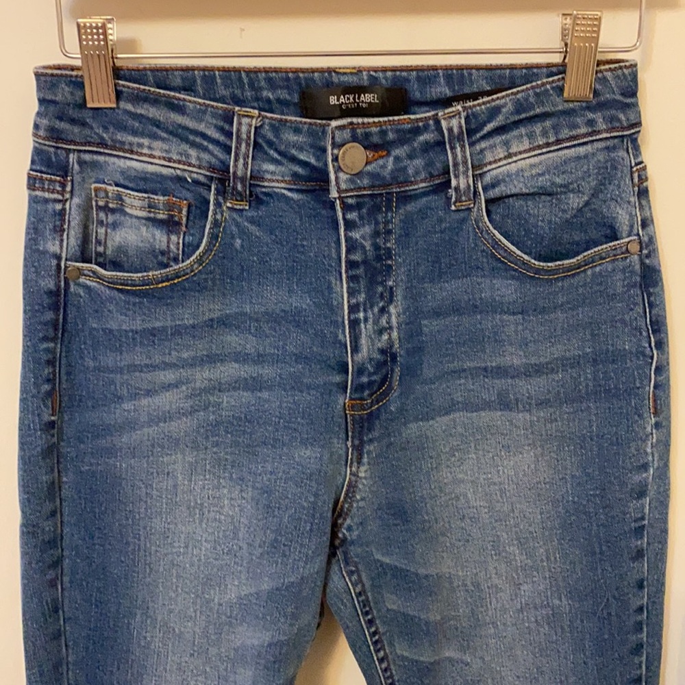 Black Label Jeans with Fray Hemline, 5 - Picture 2 of 8